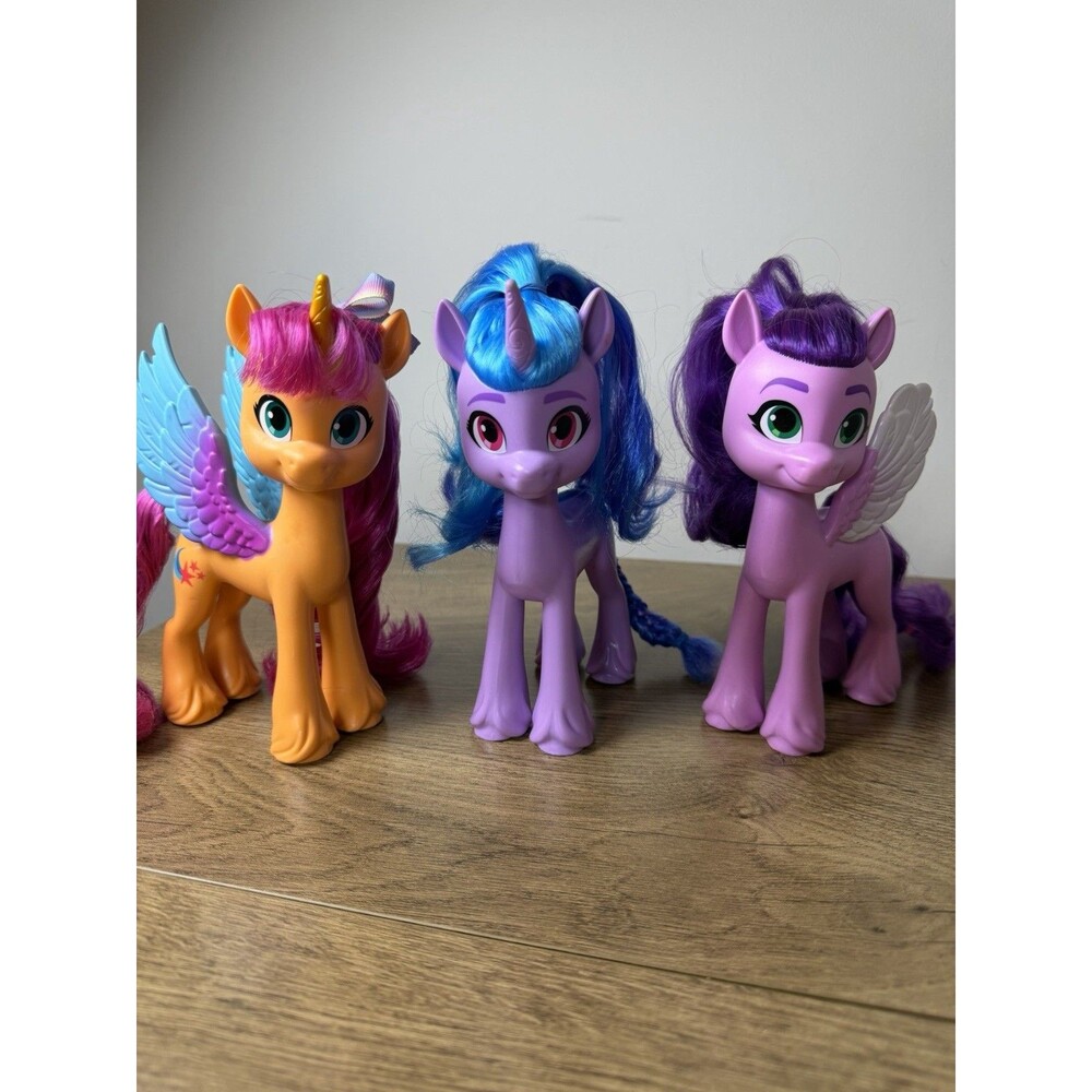 My Little Pony 6 Piece Lot A New Generation, Hitch Sprout Moonbow Starscout - Picture 4 of 6